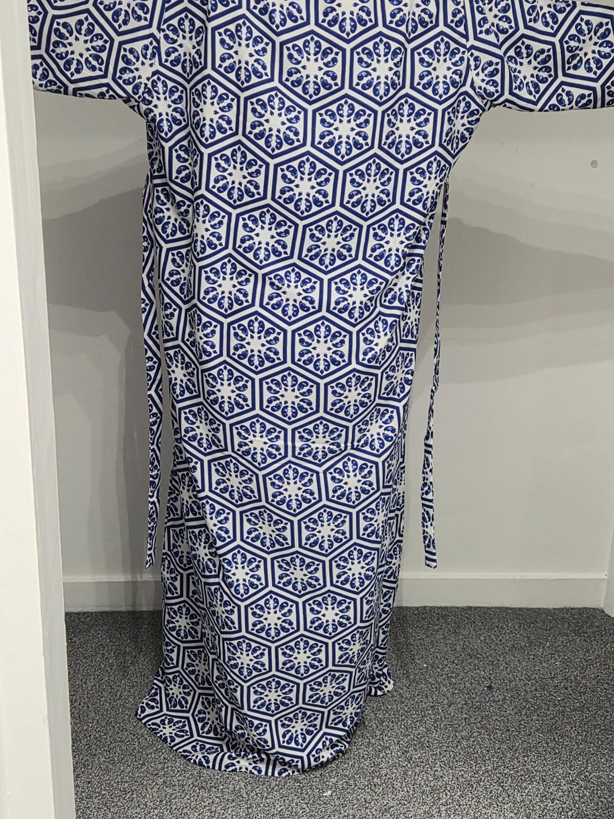 Embroidery traditional dress round neck
