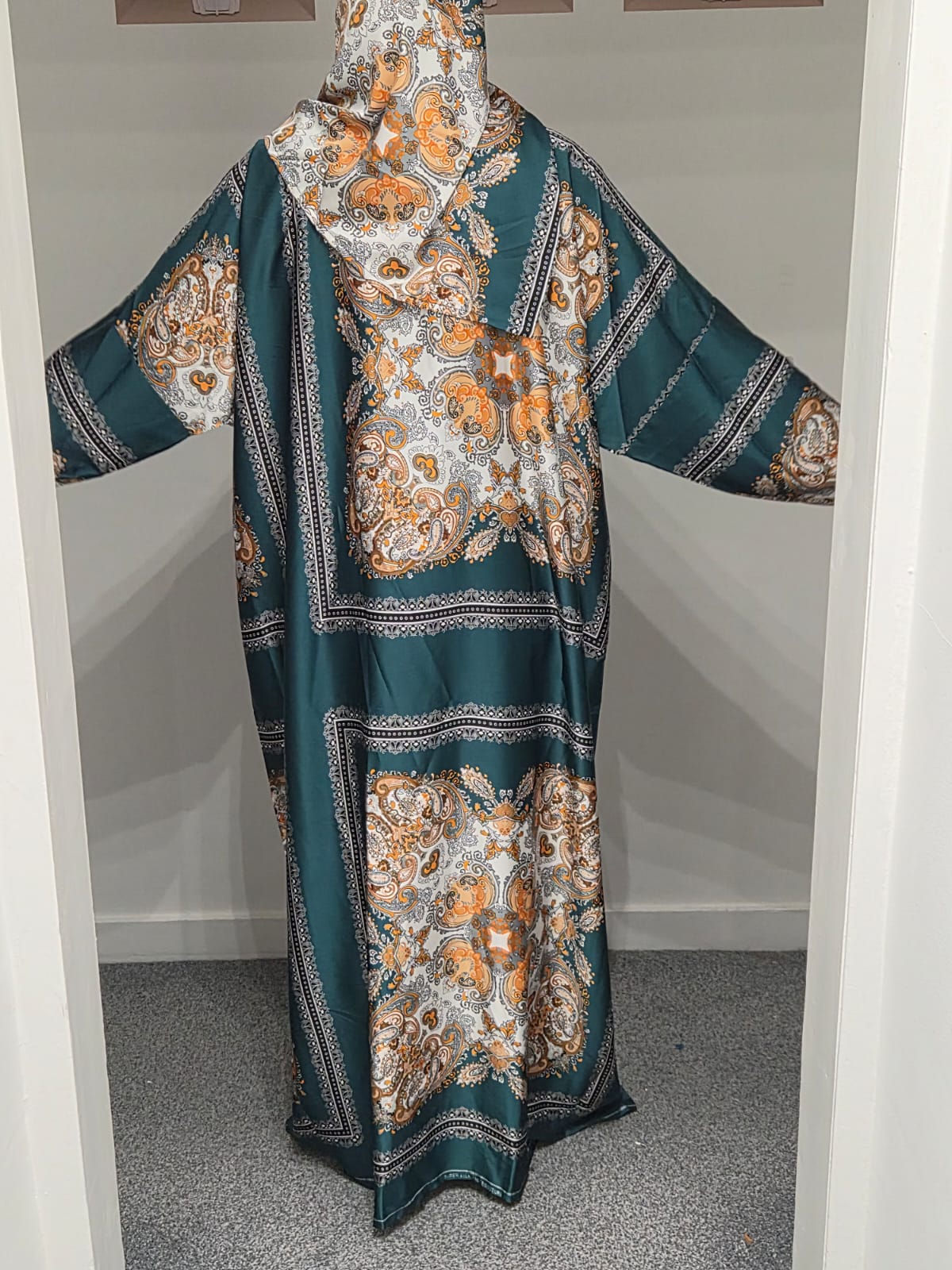 Praying Abaya